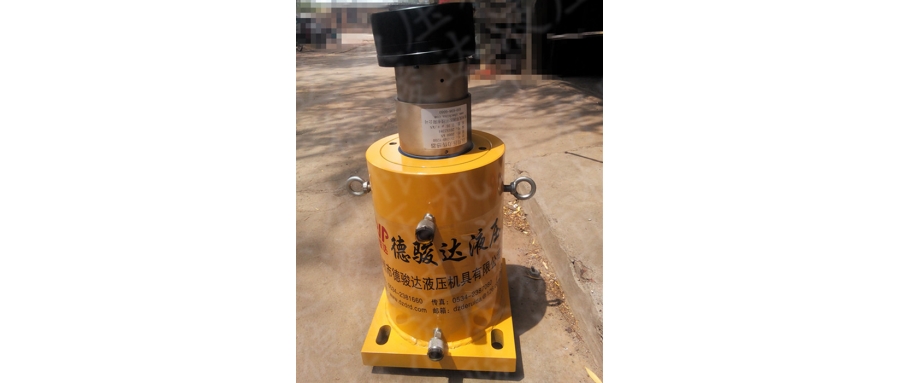 液壓滑升模板由什么組成？