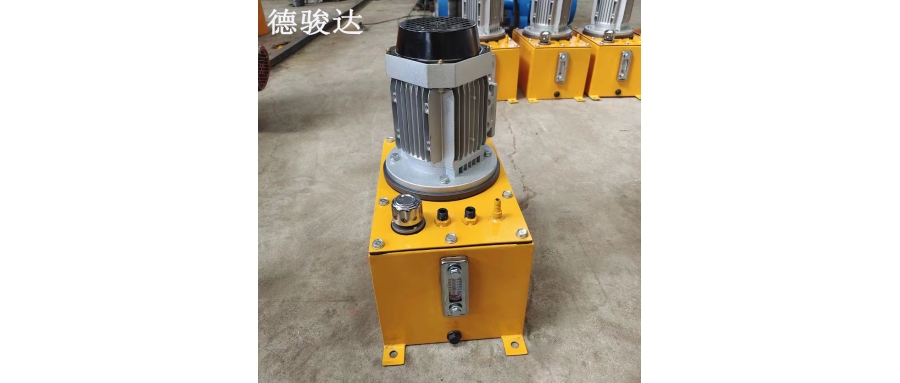 液壓千斤頂?shù)闹匚锫湎逻^(guò)程